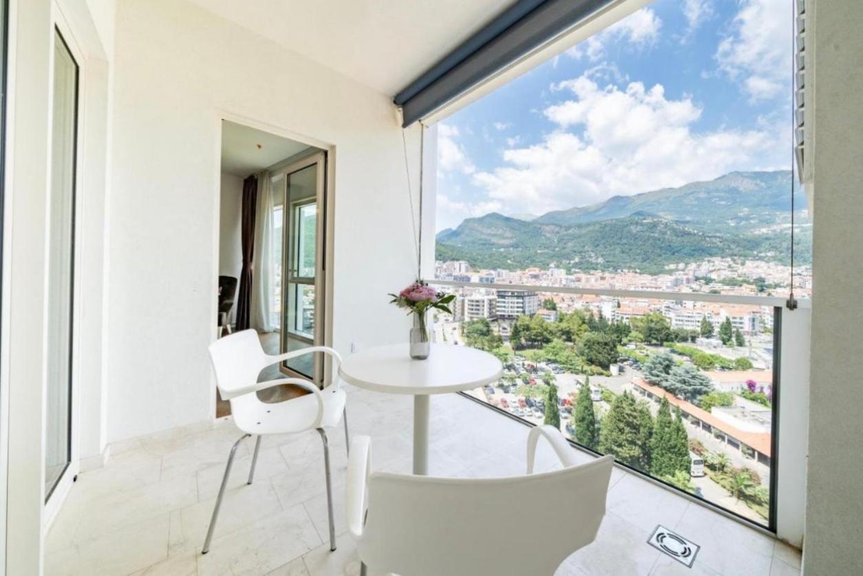 Tc Big Apartments Budva Eksteriør billede