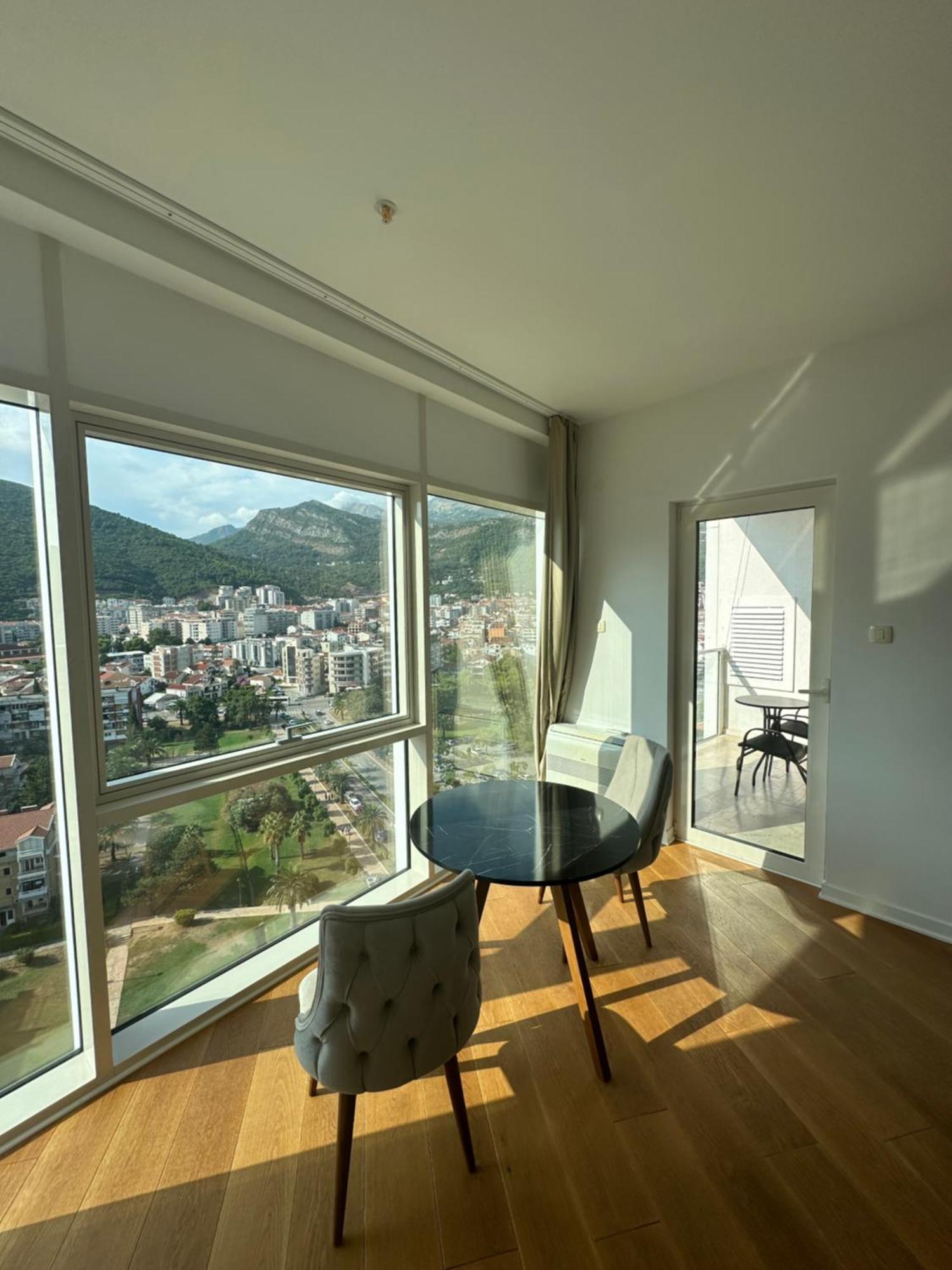 Tc Big Apartments Budva Eksteriør billede